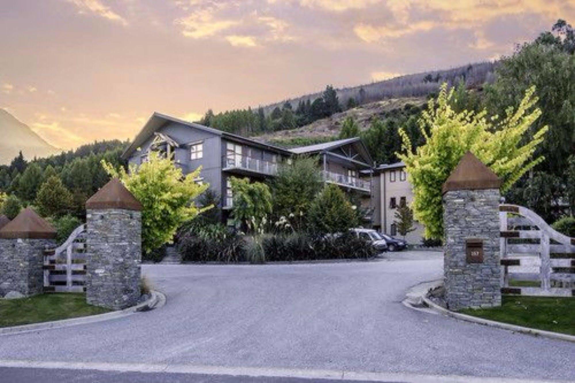 Shotover Lodge Wanaka Esterno foto
