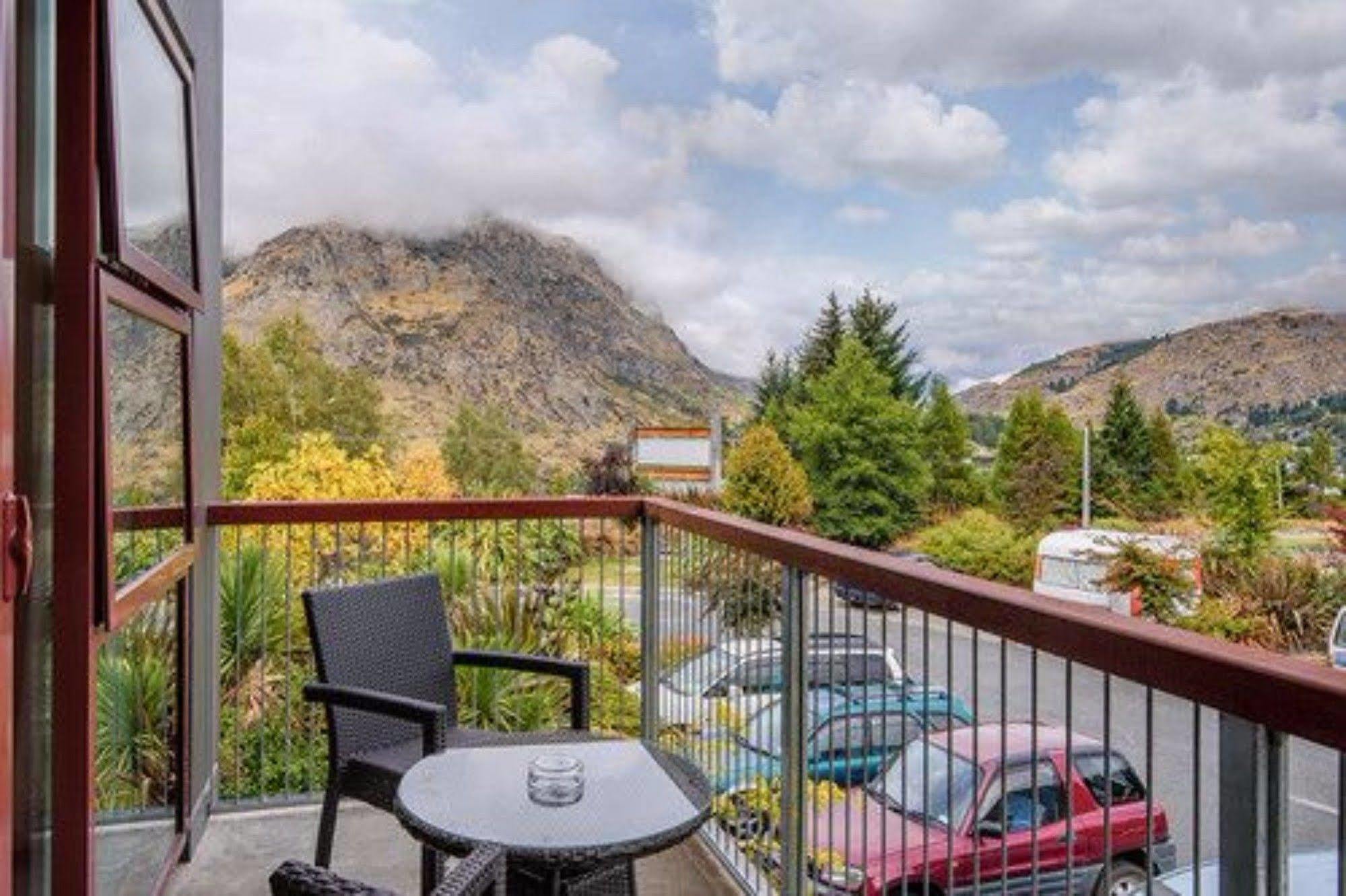 Shotover Lodge Wanaka Esterno foto
